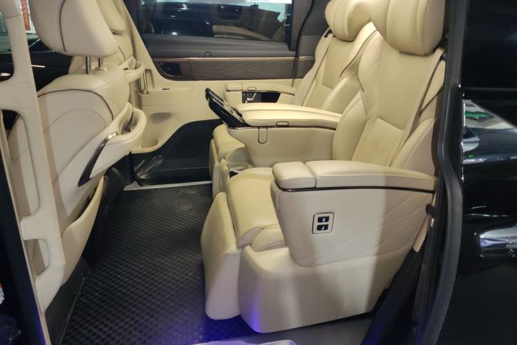 Used Toyota Alphard 2024 Dual-Engine 2.5L Deluxe Edition Left Rear Seat