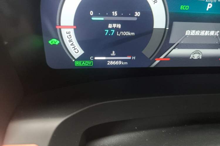 Used Toyota Alphard 2024 Dual-Engine 2.5L Prestige Edition Odometer Close Up
