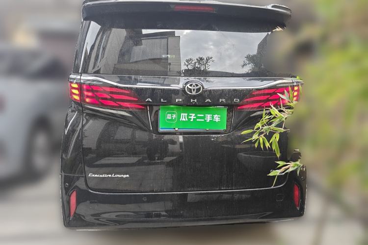 Used Toyota Alphard 2024 Dual-Engine 2.5L Deluxe Edition Rear