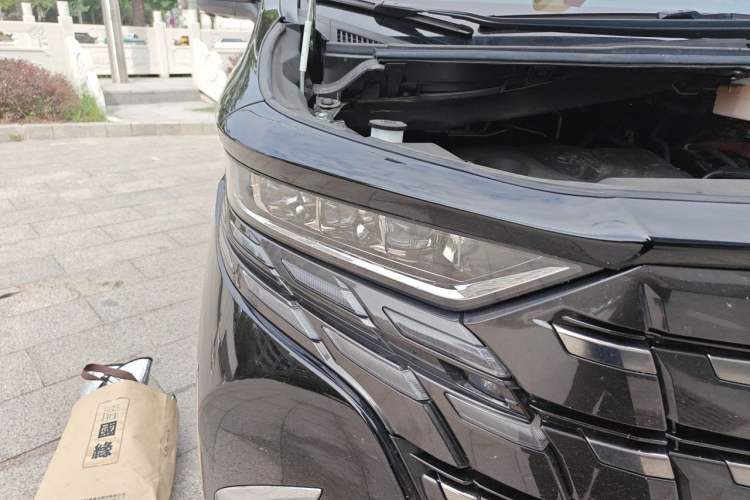 Used Toyota Alphard 2024 Dual-Engine 2.5L Prestige Edition Right Front Headlight