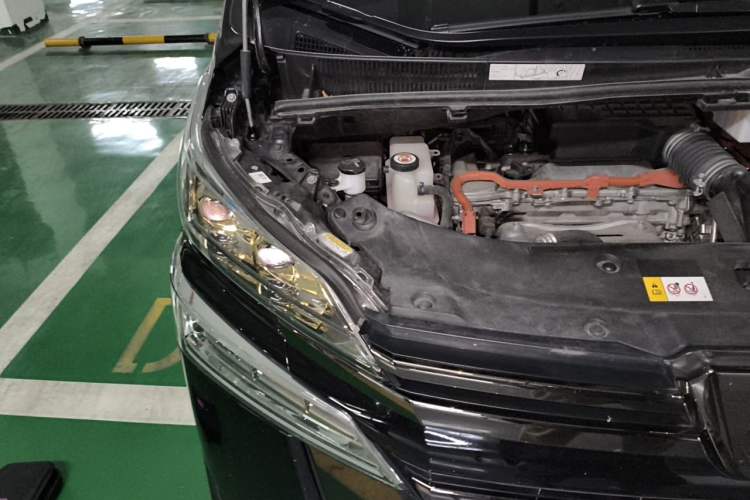 Used Toyota Alphard 2024 Dual-Engine 2.5L Prestige Edition Right Front Headlight
