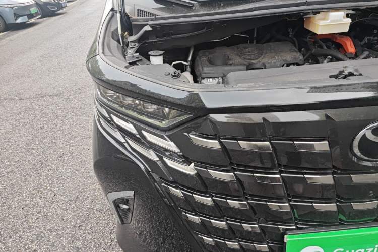 Used Toyota Alphard 2024 Dual-Engine 2.5L Deluxe Edition Right Front Headlight