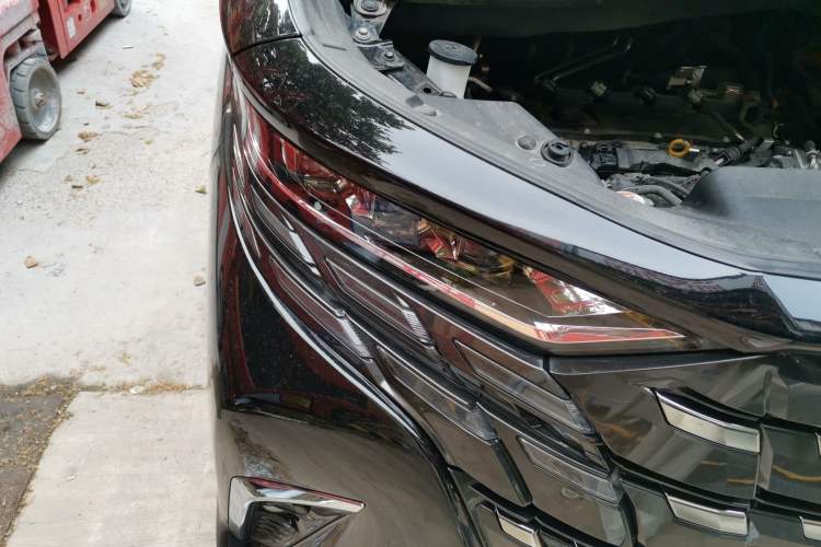 Used Toyota Alphard 2024 Dual-Engine 2.5L Prestige Edition Right Front Headlight