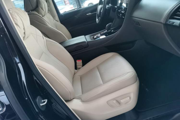 Used Toyota Alphard 2024 Dual-Engine 2.5L Prestige Edition Right Front Seat