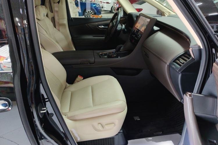 Used Toyota Alphard 2024 Dual-Engine 2.5L Prestige Edition Right Front Seat