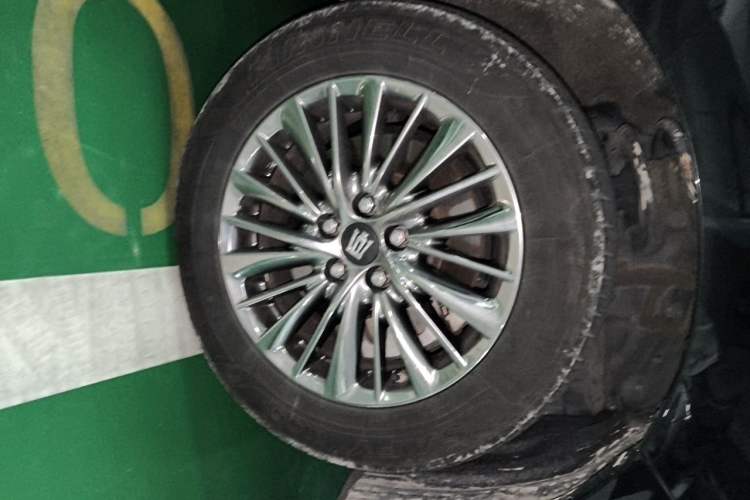 Used Toyota Alphard 2024 Dual-Engine 2.5L Prestige Edition Right Front Wheel Hub