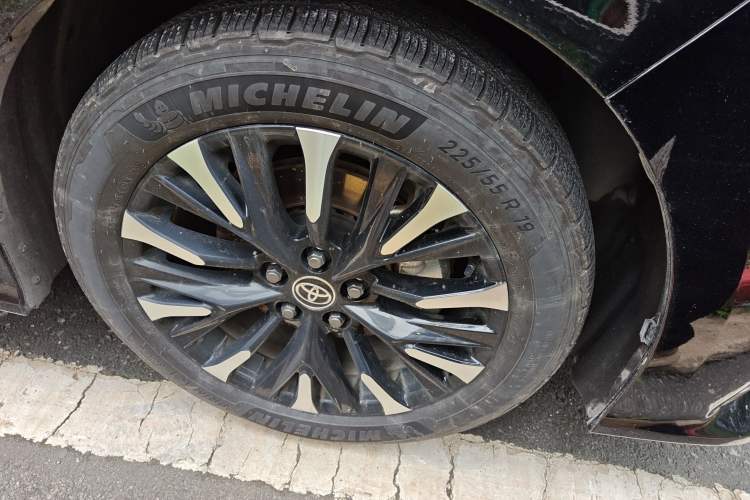 Used Toyota Alphard 2024 Dual-Engine 2.5L Prestige Edition Right Front Wheel Hub