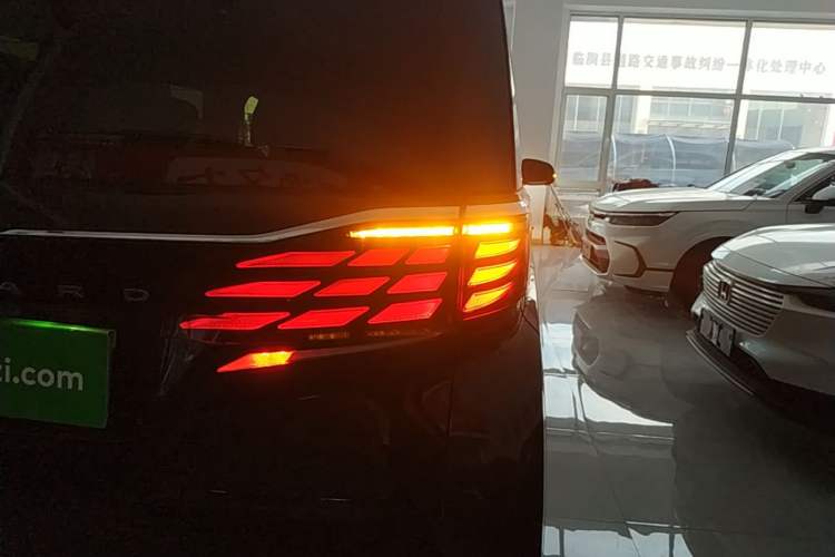 Used Toyota Alphard 2024 Dual-Engine 2.5L Deluxe Edition Right Rear Taillight