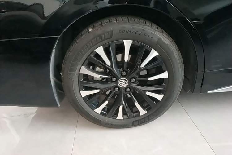 Used Toyota Alphard 2024 Dual-Engine 2.5L Deluxe Edition Right Rear Wheel Hub
