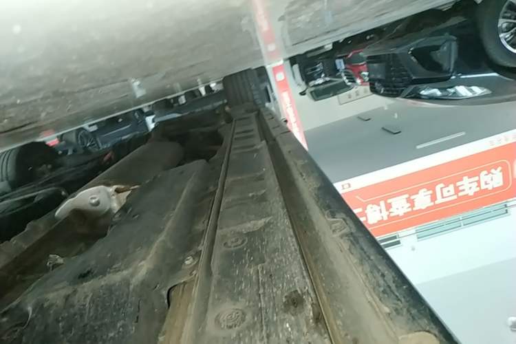 Used Toyota Alphard 2024 Dual-Engine 2.5L Deluxe Edition Right Side Sill