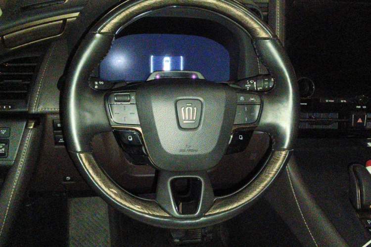 Used Toyota Alphard 2024 Dual-Engine 2.5L Deluxe Edition Steering Wheel