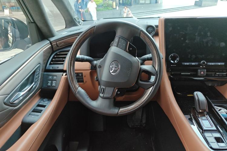 Used Toyota Alphard 2024 Dual-Engine 2.5L Prestige Edition Steering Wheel