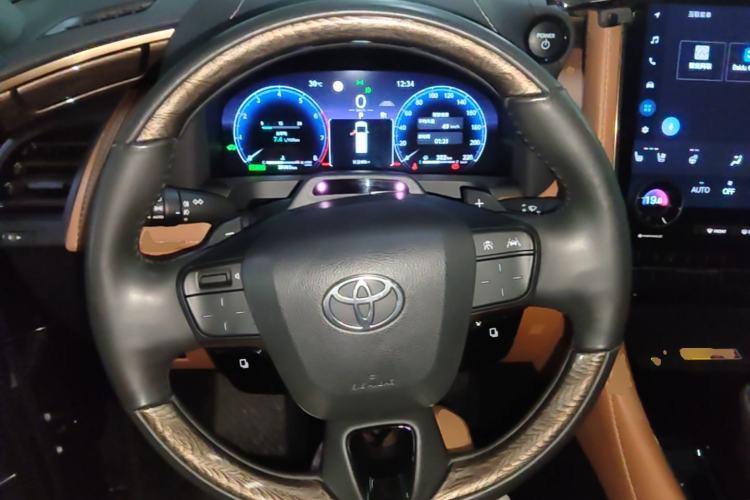 Used Toyota Alphard 2024 Dual-Engine 2.5L Deluxe Edition Steering Wheel
