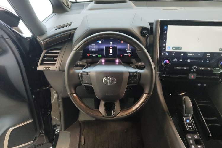 Used Toyota Alphard 2024 Dual-Engine 2.5L Deluxe Edition Steering Wheel