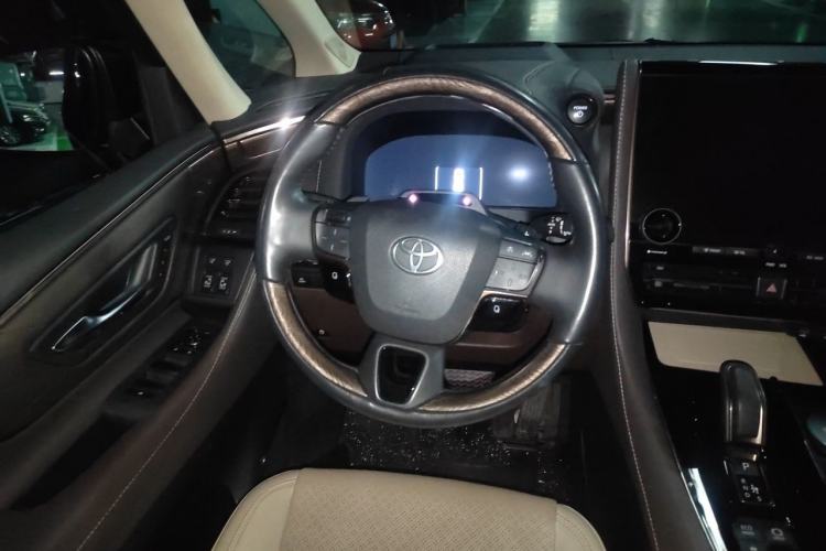 Used Toyota Alphard 2024 Dual-Engine 2.5L Prestige Edition Steering Wheel