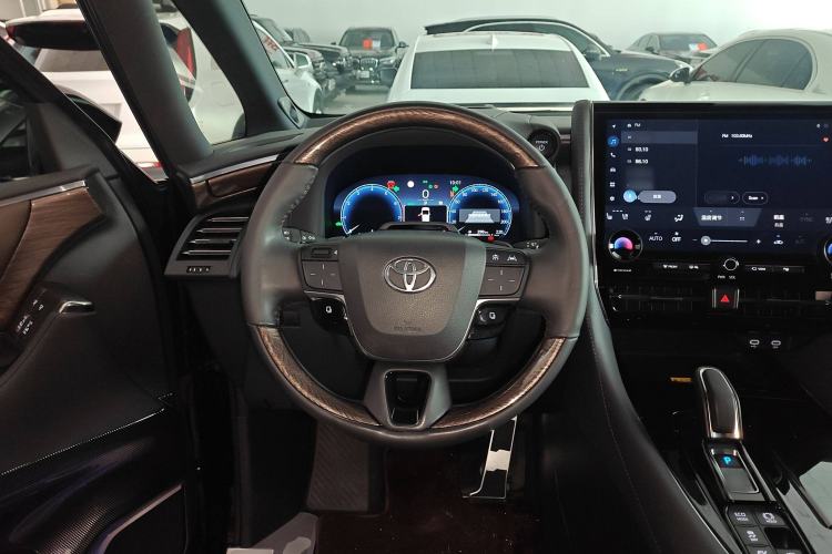 Used Toyota Alphard 2024 Dual-Engine 2.5L Prestige Edition Steering Wheel