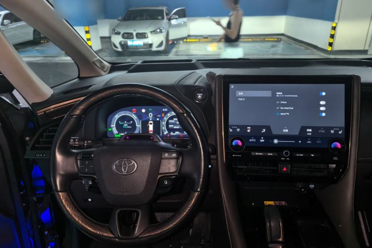 Used Toyota Alphard 2024 Dual-Engine 2.5L Prestige Edition Steering Wheel