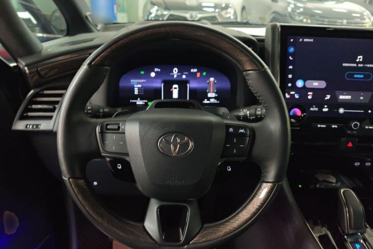 Used Toyota Alphard 2024 Dual-Engine 2.5L Deluxe Edition Steering Wheel