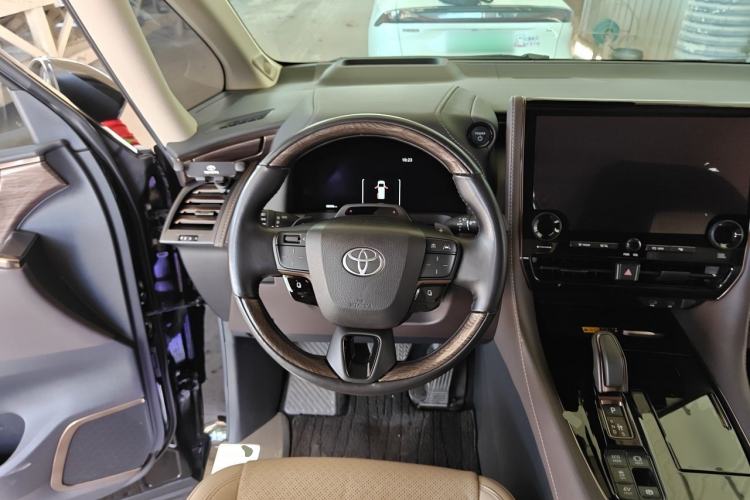 Used Toyota Alphard 2024 Dual-Engine 2.5L Prestige Edition Steering Wheel