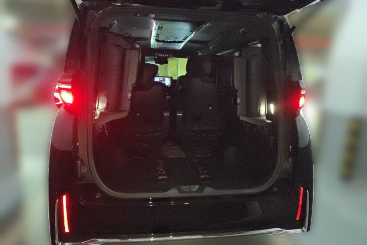 Used Toyota Alphard 2024 Dual-Engine 2.5L Prestige Edition Trunk