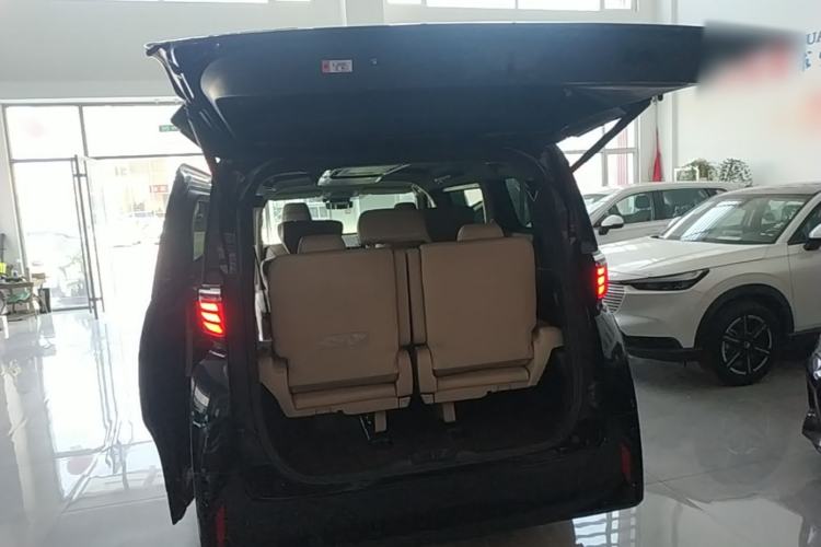 Used Toyota Alphard 2024 Dual-Engine 2.5L Deluxe Edition Trunk