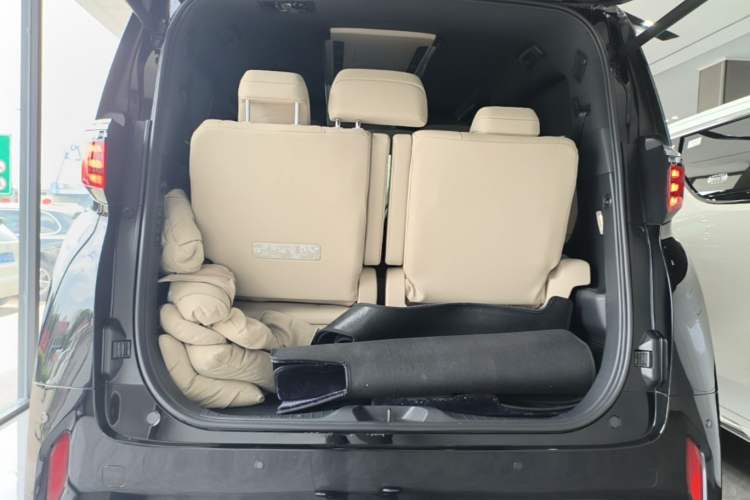Used Toyota Alphard 2024 Dual-Engine 2.5L Prestige Edition Trunk