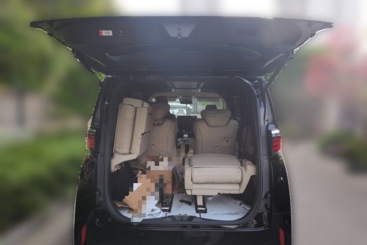 Used Toyota Alphard 2024 Dual-Engine 2.5L Deluxe Edition Trunk