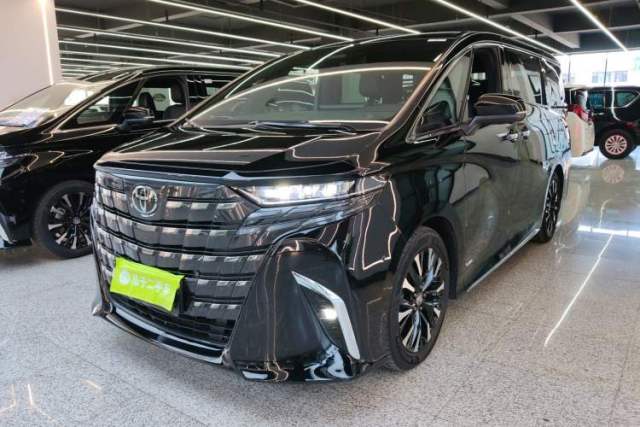 Used Toyota Alphard 2024 Dual-Engine 2.5L Deluxe Edition