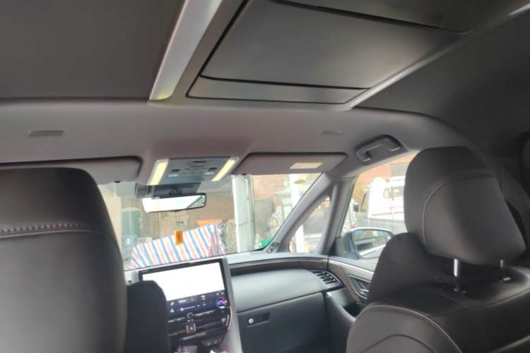 Used Toyota Alphard 2024 Dual-Engine 2.5L Deluxe Edition Headliner