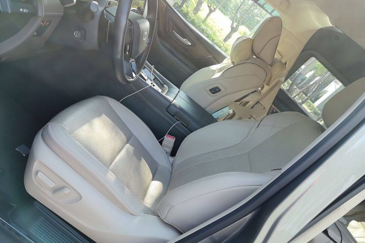 Used Toyota Alphard 2024 Dual-Engine 2.5L Deluxe Edition Left Front Seat