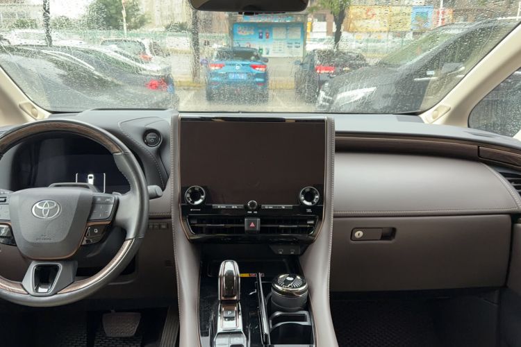 Used Toyota Alphard 2024 Dual-Engine 2.5L Deluxe Edition Audio And AC Panel