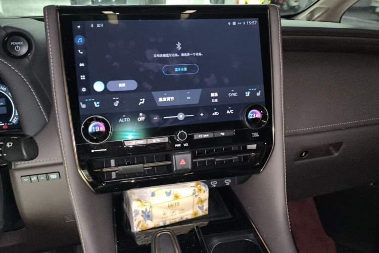 Used Toyota Alphard 2024 Dual-Engine 2.5L Deluxe Edition Audio And AC Panel