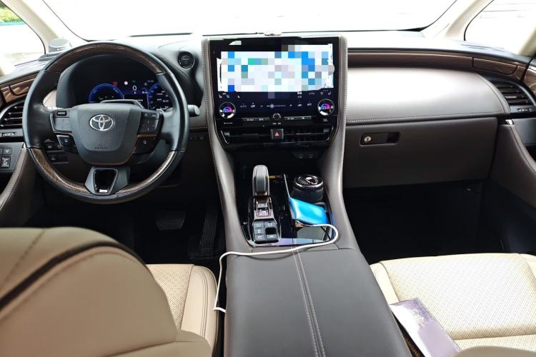 Used Toyota Alphard 2024 Dual-Engine 2.5L Prestige Edition Center Console