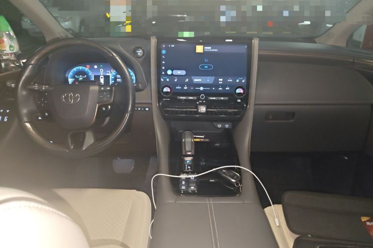 Used Toyota Alphard 2024 Dual-Engine 2.5L Prestige Edition Center Console