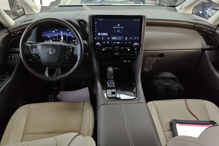 Used Toyota Alphard 2024 Dual-Engine 2.5L Prestige Edition Center Console