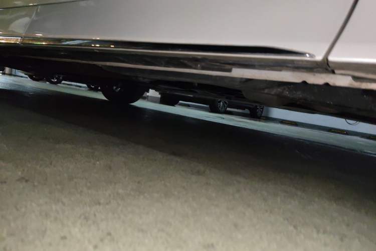 Used Toyota Alphard 2024 Dual-Engine 2.5L Prestige Edition Chassis Front Right