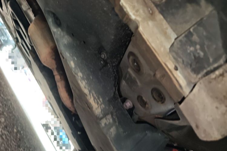 Used Toyota Alphard 2024 Dual-Engine 2.5L Deluxe Edition Chassis Front Right