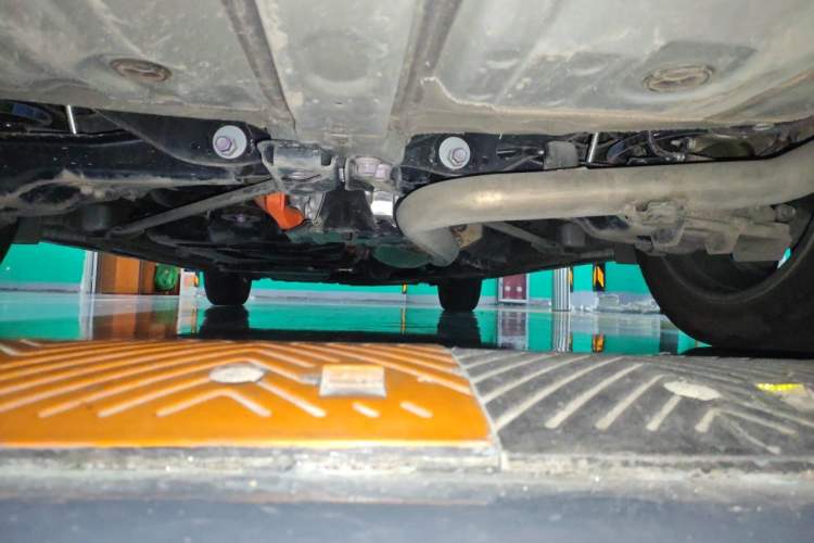 Used Toyota Alphard 2024 Dual-Engine 2.5L Deluxe Edition Chassis Rear