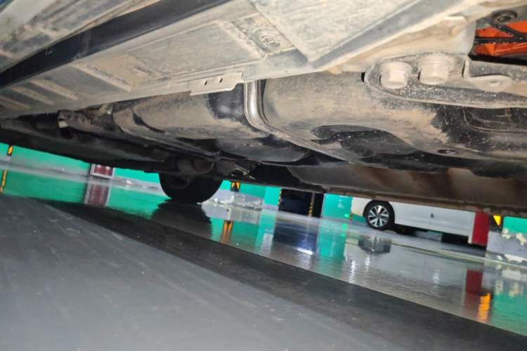 Used Toyota Alphard 2024 Dual-Engine 2.5L Deluxe Edition Chassis Rear Left