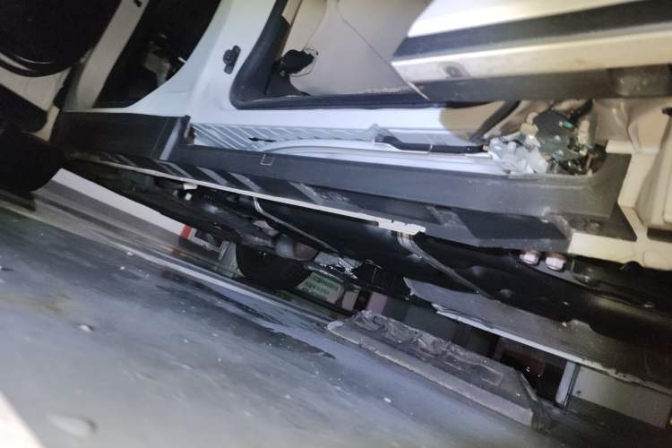 Used Toyota Alphard 2024 Dual-Engine 2.5L Prestige Edition Chassis Rear Left
