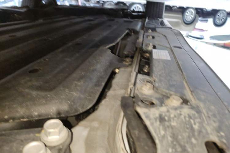 Used Toyota Alphard 2024 Dual-Engine 2.5L Deluxe Edition Chassis Rear Left