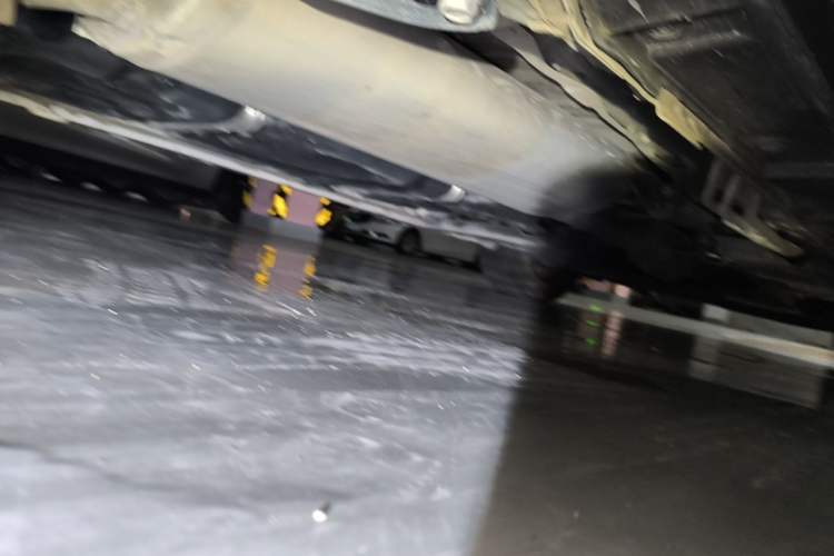 Used Toyota Alphard 2024 Dual-Engine 2.5L Deluxe Edition Chassis Rear Right