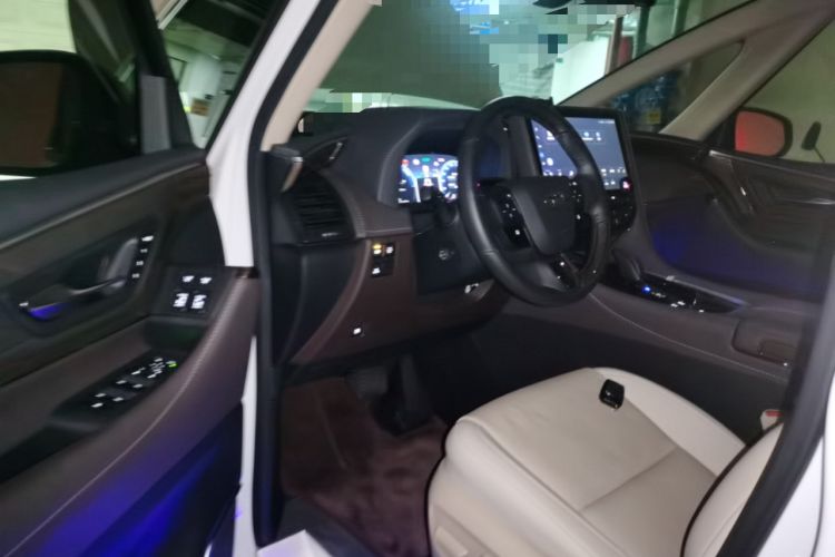 Used Toyota Alphard 2024 Dual-Engine 2.5L Prestige Edition Driver Seat