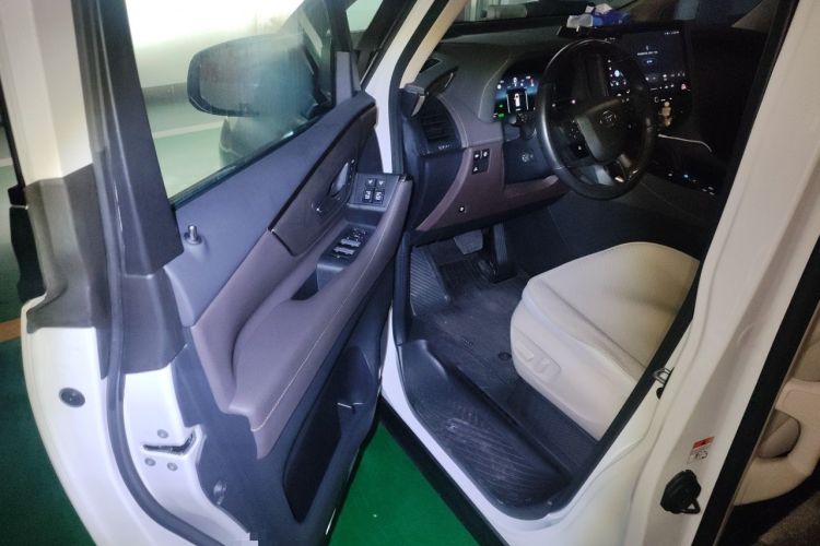 Used Toyota Alphard 2024 Dual-Engine 2.5L Prestige Edition Driver Seat