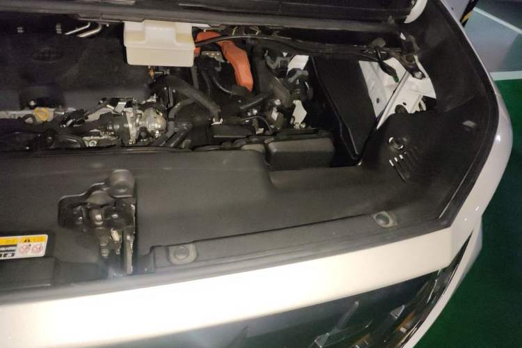 Used Toyota Alphard 2024 Dual-Engine 2.5L Prestige Edition Engine Bay Left