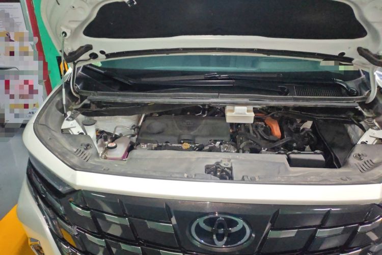Used Toyota Alphard 2024 Dual-Engine 2.5L Deluxe Edition Engine Bay Right