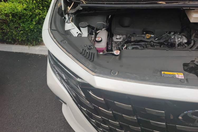 Used Toyota Alphard 2024 Dual-Engine 2.5L Prestige Edition Engine Bay Right