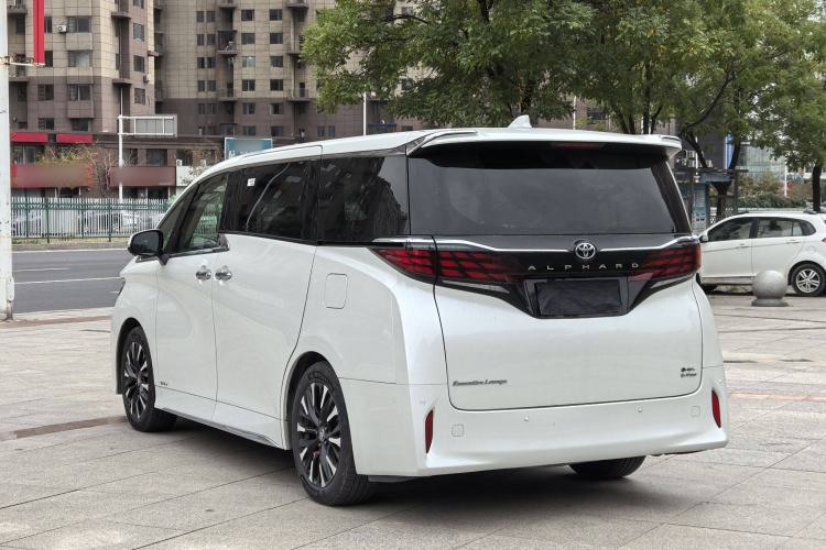 Used Toyota Alphard 2024 Dual-Engine 2.5L Deluxe Edition Exterior 3