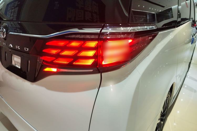Used Toyota Alphard 2024 Dual-Engine 2.5L Prestige Edition Exterior 6