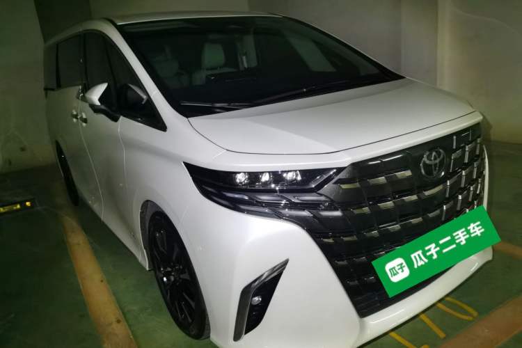 Used Toyota Alphard 2024 Dual-Engine 2.5L Prestige Edition Front Right 45 Deg